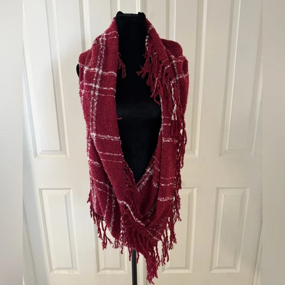 Altard State Womans Scarf Burgundy Fringe Infinity Preppy Boho Festival Knit EUC